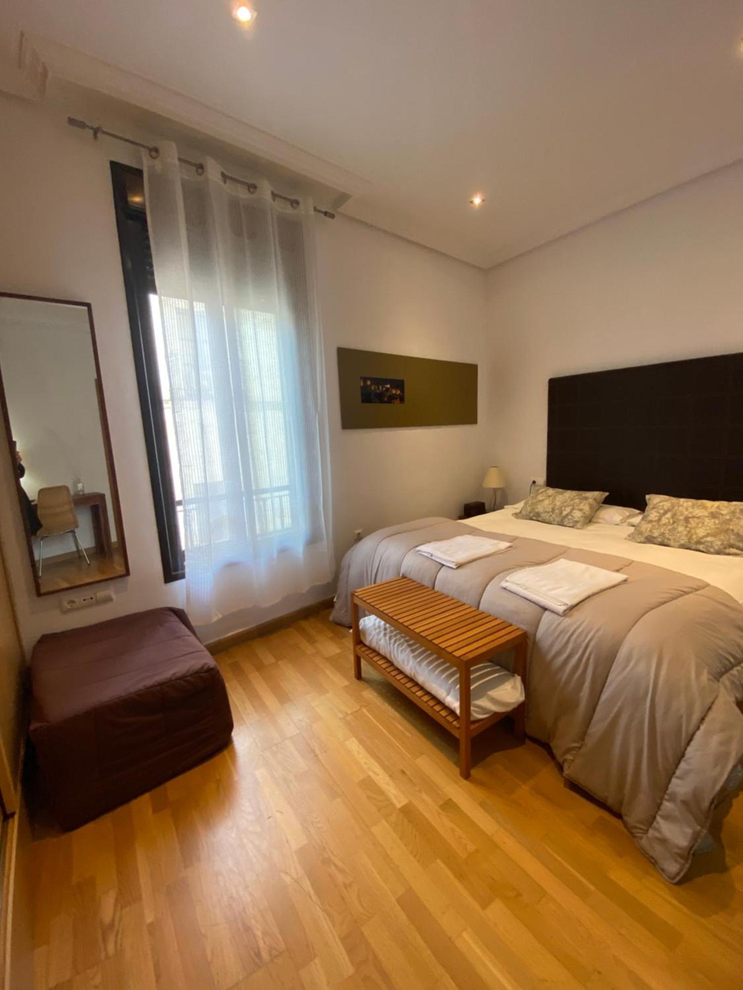 Apartamentos Caceres *
